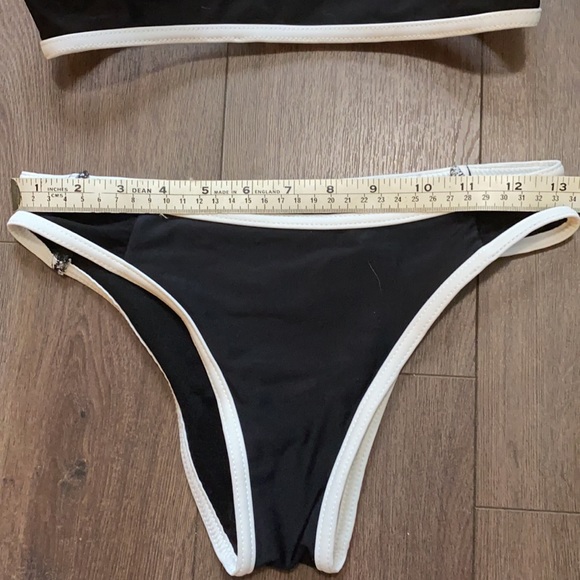 Black & White Hi-rise bikini - Picture 6 of 9